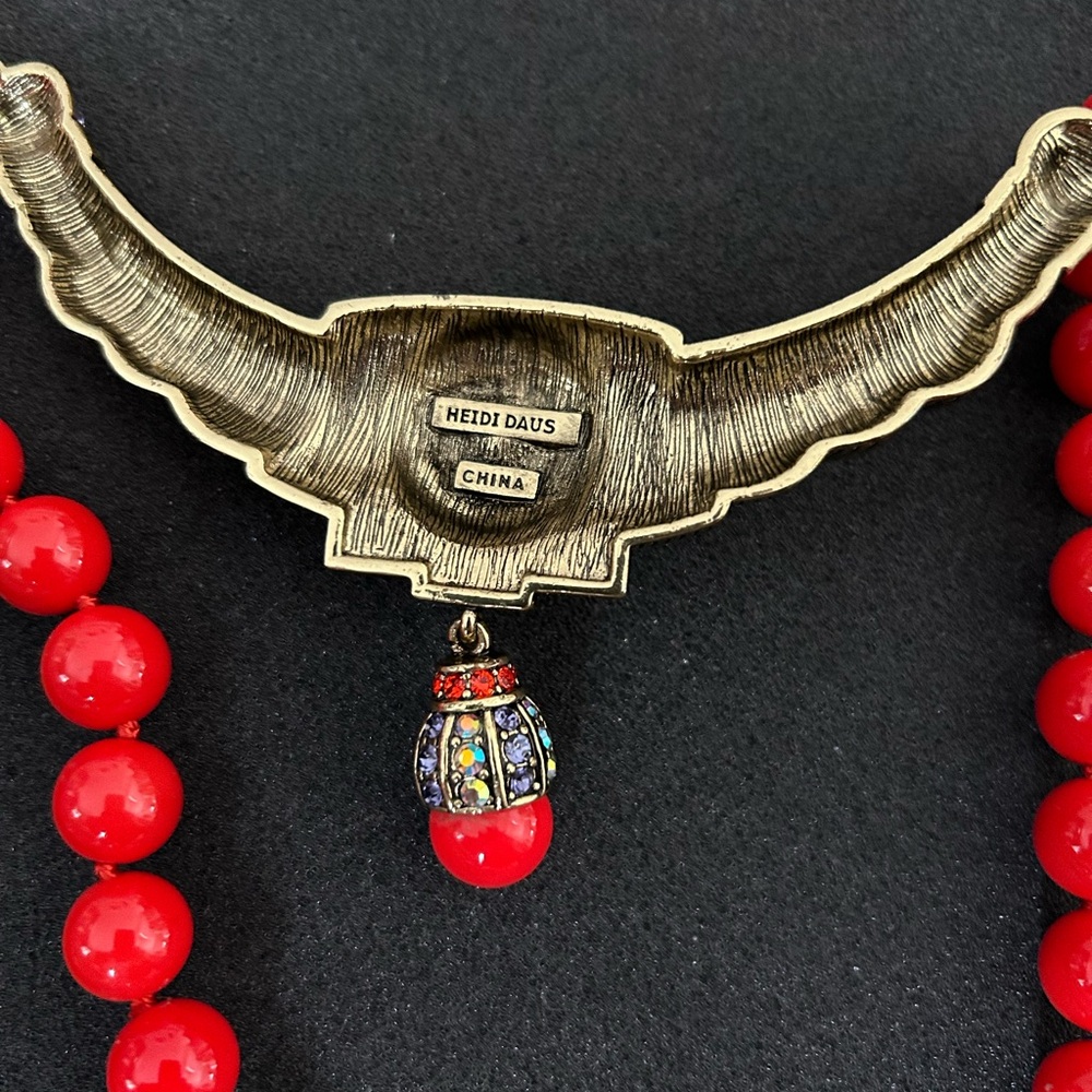 Heidi Daus Scarlet Beaded Necklace with Ornate Accents - Picture 3 of 3
